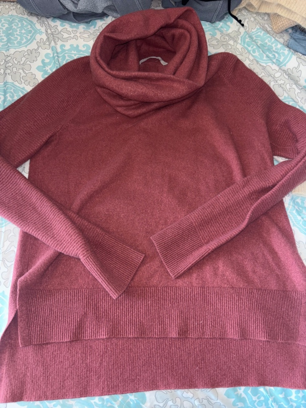 Athleta cashmere sweater